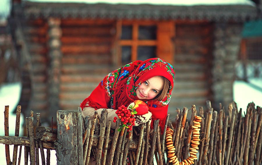 Sexy girl Women in Slavic costumes in Sao Jose dos Campos