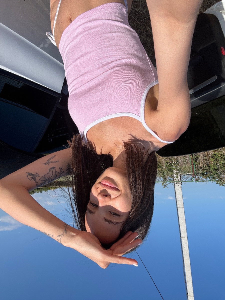 Sexy model Tina in Sao Jose dos Campos